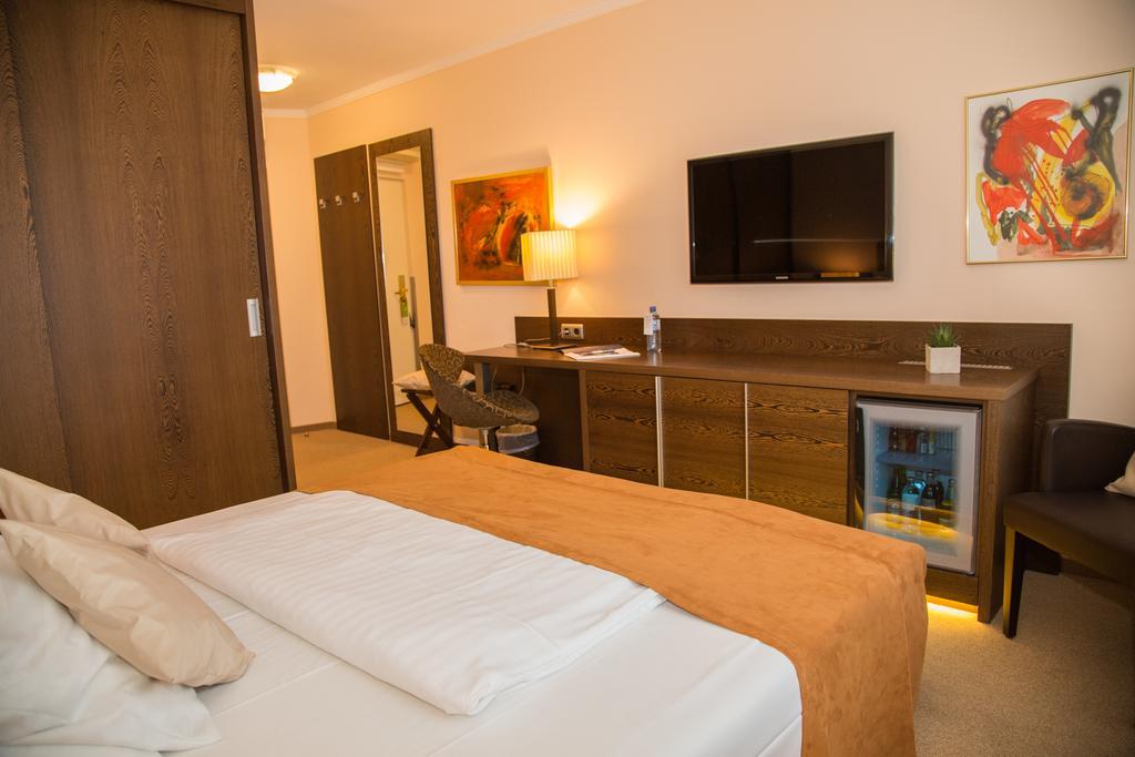 Admiral Am Kurpark Hotel Baden