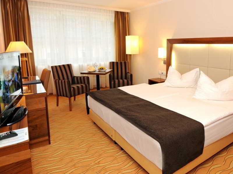 Admiral Am Kurpark 4*